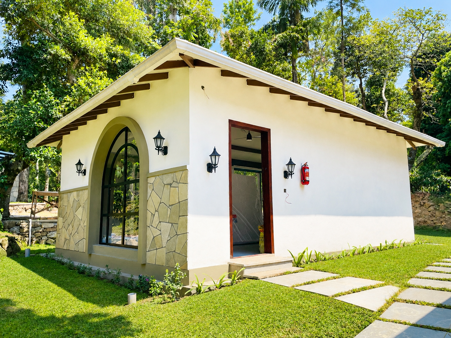 Hornbill Family Cottage